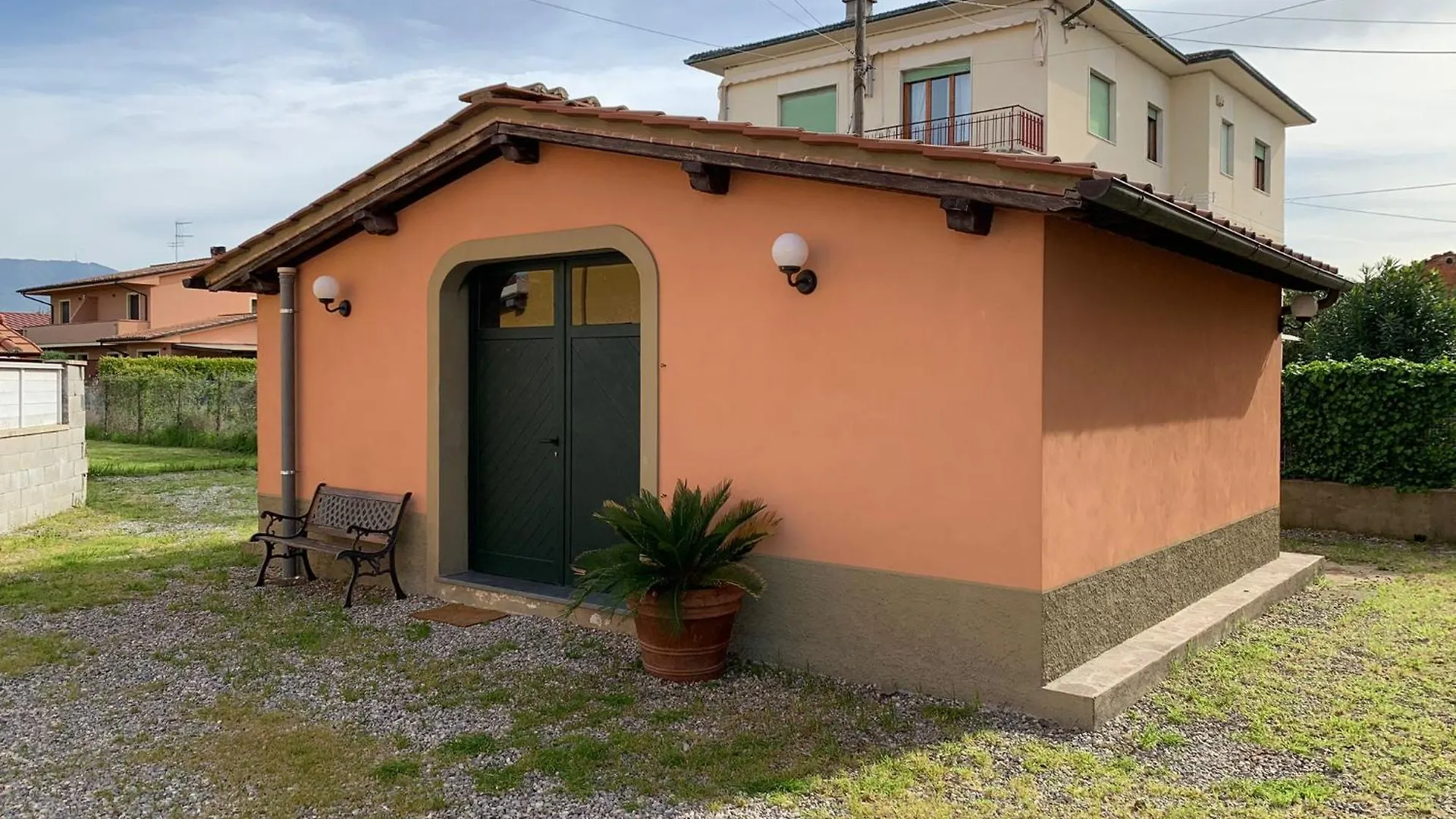 Oda ve Kahvaltı Bed And Breakfast Villa Adelina Lucca İtalya