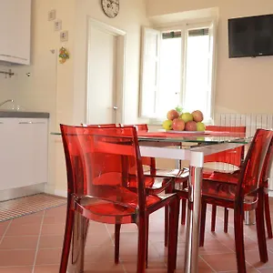  Apartment La Casa Di Rachele