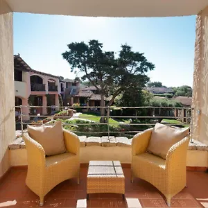 hotel-resort-spa-baia-caddinas.in-sardinia.net/