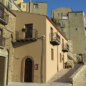 porta-baciamano.sicilyhotelsitaly.net/