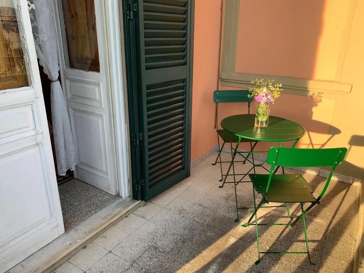 Bed And Breakfast Villa Adelina Lucca 0*,  Italy